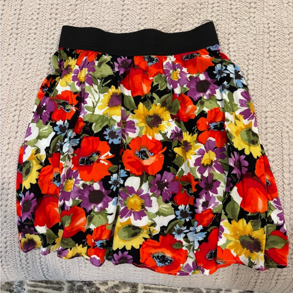 Floral Women's Skirt - Multicolor
